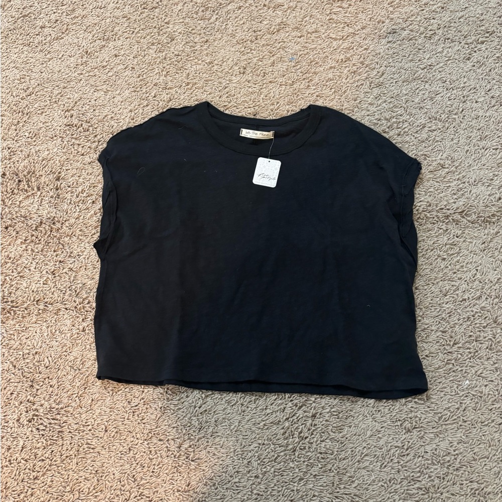 Black we the free Top